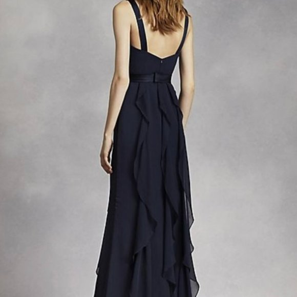 ✨💃👰🤵 White by Vera Wang V-Neck Wrapped Bodice Dress - Picture 3 of 16